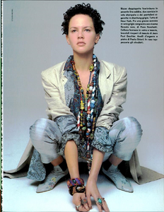 Meisel_Vogue_Italia_February_02_1985_06.thumb.png.3b3b606f16a57c01d789a8c9284f151a.png