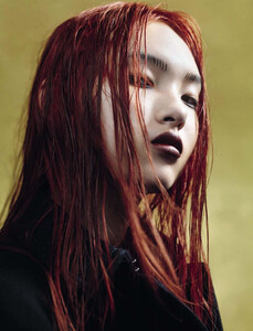 Natalie-Westling-by-Craig-McDean-for-Vogue-Italia-4.thumb.jpg.7904655c6a707fee4ca7749c96ee321f.jpg