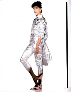 Oscar_Watson_Vogue_Italia_April_02_1985_04.thumb.png.567b8104a37b55e355eb43d1279df045.png