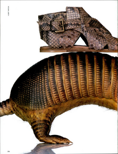 Oscar_Watson_Vogue_Italia_April_02_1985_07.thumb.png.16e15750f87ec9afb49d20cf0210c2bb.png