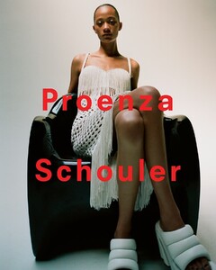 Proenza-Schouler-SS-2023-by-Davit-Giorgadze-00005.thumb.jpeg.32b06f79523ead45d865a8bc2843e827.jpeg