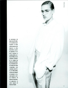 Roversi_Vogue_Italia_April_02_1985_06.thumb.png.f4b0d3377036be204f4878ba84478f53.png
