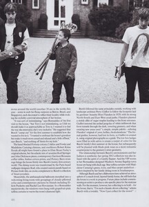 TB_Roy_US_Vogue_March_2012_07.thumb.jpg.c8de4042190384eb30fd28e75ab3d36e.jpg