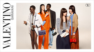 VALENTINO-Fall-2023-Steven-Meisel-01.thumb.jpg.351608b1a50ab78c11659179bcc8a406.jpg