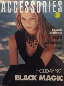 accessoriesUS0893cover.thumb.jpg.b5ba1feda15814ec3a32c12d262af017.jpg