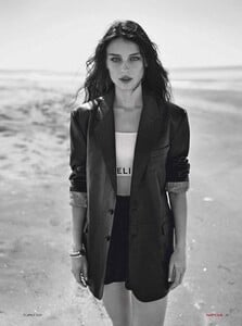 alice-pagani-vanity-fair-italy-04-21-2021-issue-2.jpg
