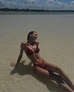 anastasiamonacoreal_1695091503913.thumb.jpg.6dfed25bc1cd597e68073b08c4fd206e.jpg