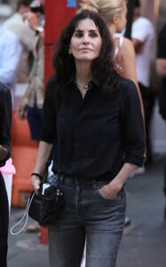 courteney-cox-out-and-about-in-new-york-08-30-2023-0.jpg