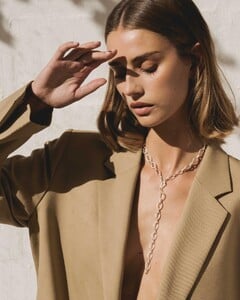 dulongfinejewelry_332601276_3548663098789830_1336868372956280565_n.jpg