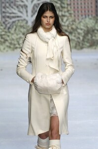 f04blugirl-nrArond-342n.jpg