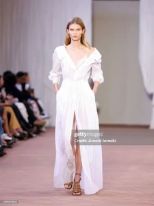 gettyimages-1692613622-1024x1024.thumb.webp.baf17f3a2b514663c9f0c26fb3d0abae.webp