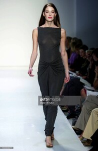 jenWill s01halston-4w.jpg