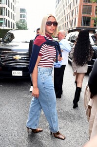 jordyn-woods-arrives-at-tommy-hilfiger-dinner-at-new-york-fashion-week-09-10-2023-3.jpg