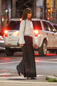 katie-holmes-night-out-in-new-york-09-14-2023-0.jpg