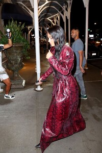 kim-kardashian-arrives-at-ritz-carlton-hotel-at-new-york-fashion-week-09-11-2023-1.jpg