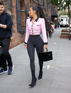 kim-kardashian-out-and-about-in-new-york-09-27-2023-4.jpg