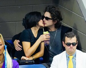 kylie-jenner-kand-timothee-chalamet-at-men-s-singles-final-at-2023-us-open-in-new-york-09-10-2023-4.jpg