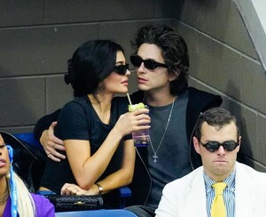 kylie-jenner-kand-timothee-chalamet-at-men-s-singles-final-at-2023-us-open-in-new-york-09-10-2023-6.jpg