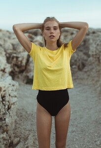 large-1652276933-371416d1a68a3632b3dc0399d467e9f6.jpg