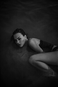 mia-11.thumb.jpg.f394e5c67fd5430492664a627e5c0190.jpg