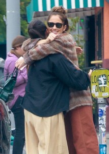 minka-kelly-and-khatira-rafiqzada-out-for-lunch-with-friends-at-all-time-09-15-2023-1.jpg