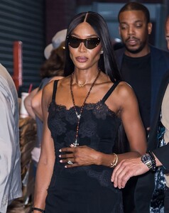 naomi-campbell-at-victoria-s-secret-celebrates-the-tour-23-in-new-york-09-06-2023-5.jpg