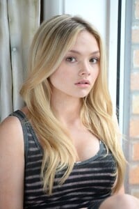 natalie-alyn-lind-photoshoot-in-new-york-city-october-2015_1.thumb.jpg.9ea3b0b8d8f06afcf4733e834d946237.jpg