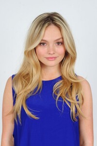 natalie-alyn-lind-photoshoot-in-new-york-november-2015_30.thumb.jpg.3fdc2c557327b3629ea39e5451527aca.jpg