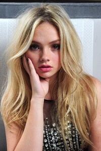 natalie-alyn-lind-photoshoot-november-20th-2015-_14.thumb.jpg.1d415c5cac111edf43bb2e538db35c07.jpg