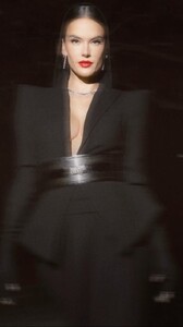 r2022_11.06rCE482A0C0D11F00DA610F987F81B10A3_video_dashinit.thumb.jpg.2d20fd654eca260f65c91ad0b04a386d.jpg