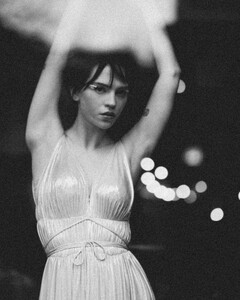 sophie-thatcher-story-rain-magazine-april-2023-more-photos-2.jpg