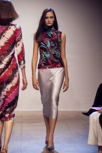 stephaniesmollett-nihonep993.thumb.jpg.5b23a9735246861f10f6d52b571ac4af.jpg