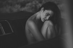 -ero-monochrome-Polly-Furnival-Stefan-Rappo-(photographer)-5191612.thumb.jpg.371e30fe77d847029dadac9ceeca9a41.jpg