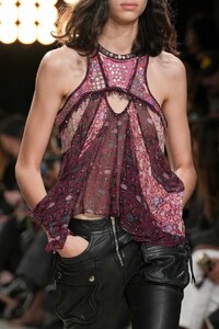 00001-isabel-marant-spring-2023-ready-to-wear-details-credit-brand.thumb.jpg.a5ed3c3fc1d8870cf79f72860d03cf29.jpg