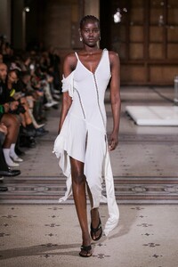 00030-coperni-spring-2023-ready-to-wear-credit-brand.thumb.jpg.2a9c1052a0187c41ee9604fad3ec5e9e.jpg