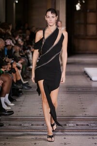 00032-coperni-spring-2023-ready-to-wear-credit-brand.thumb.jpg.8e03f4d97cf3995f52dac922695b592e.jpg