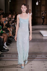 00034-coperni-spring-2023-ready-to-wear-credit-brand.thumb.jpg.94c9f91aebbfaec2390cfe7dea221bc7.jpg