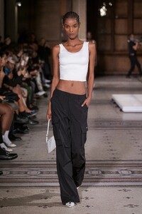 00035-coperni-spring-2023-ready-to-wear-credit-brand.thumb.jpg.ab8d7409d4dd5ec27b665af503e91a6a.jpg