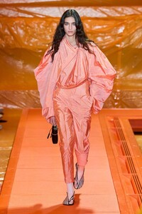 00036-louis-vuitton-spring-2024-ready-to-wear-credit-gorunway.thumb.jpg.ac9bd18f60ebb438b1f99a3bd71a4d19.jpg