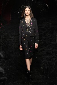 00047-CHANEL-FALL-21-RTW.jpg