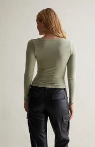 0716468680074NEW_03_030.webp