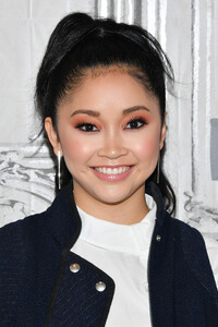 107528376_picturepub-lana-condor-009.jpg