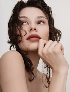 16428558_xxl-1.jpg