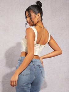16969045196271487728187333587101e0010e2712_thumbnail_600x.webp
