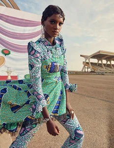 18Q4_DEC_lkbk_www_0001_VLISCO_2018_Q4_December_Lookbook_005_1163.thumb.webp.2b61dbf05692ba71e606e452b96f5975.webp