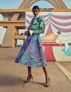 18Q4_DEC_lkbk_www_0002_VLISCO_2018_Q4_December_Lookbook_004_950.thumb.webp.946d3940fbca44d6cfe3bc8dacea2b4e.webp
