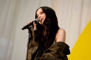 392645186_dove-3.jpg