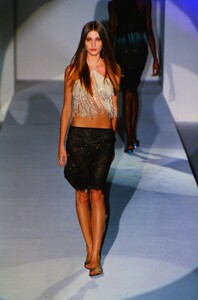 708479541_gisele-runway-mix(25).jpg.8aed14ddadb4dab238cf70fb89c41e16.jpg