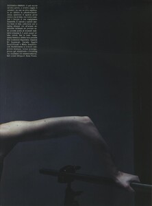 ARCHIVIO-VogueItalia(April2002)-GreatHair!-009.thumb.jpg.d7bb52437d0cb1a37ac209520d6143a1.jpg