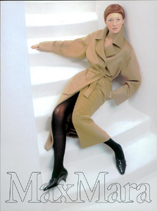 Avedon_Max_Mara_Fall_Winter_1998_99_06.thumb.png.95b3fc1e96b596cccc2dbba3bd68b9fd.png